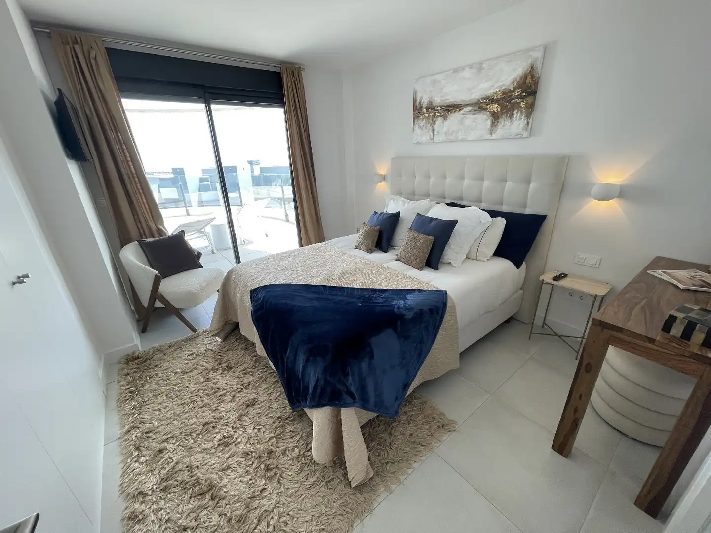 Apartamento con terraza en alquiler en Selwo, imagen 7