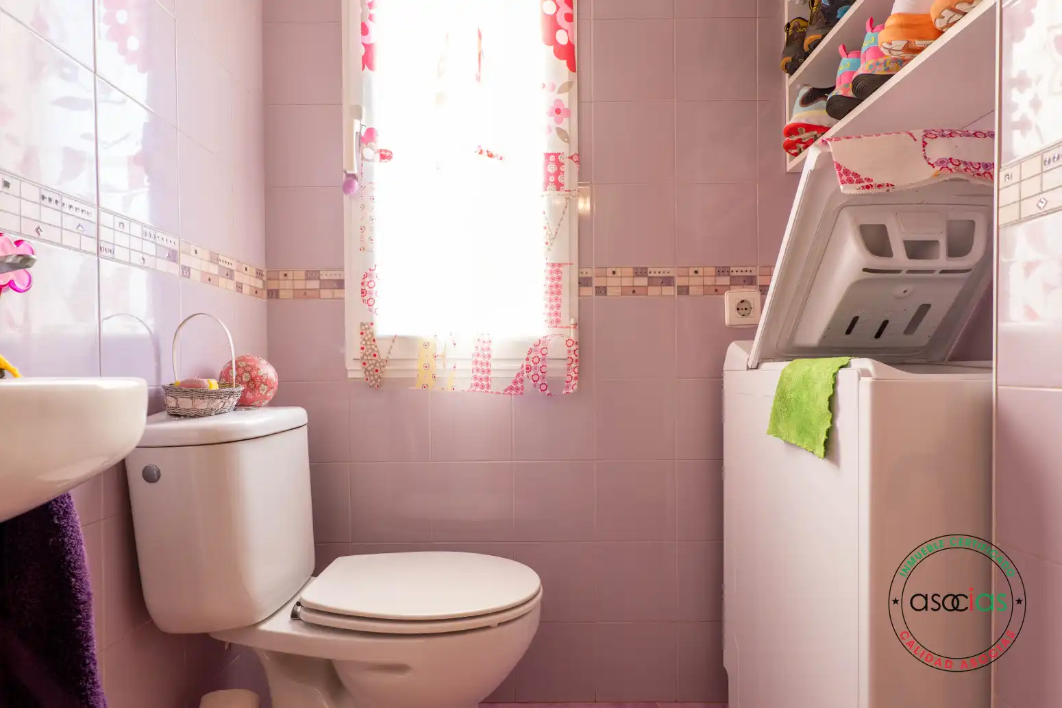 Baño de Piso en venta en Gijón  con Calefacción y Parquet