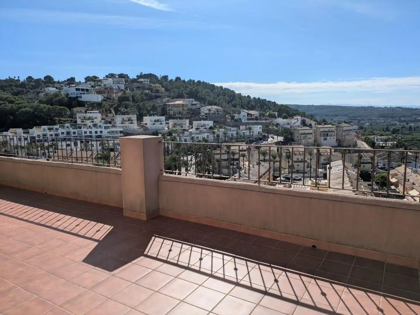 Terrassa de Casa o xalet en venda en Alzira amb Aire condicionat, Jardí privat i Parquet