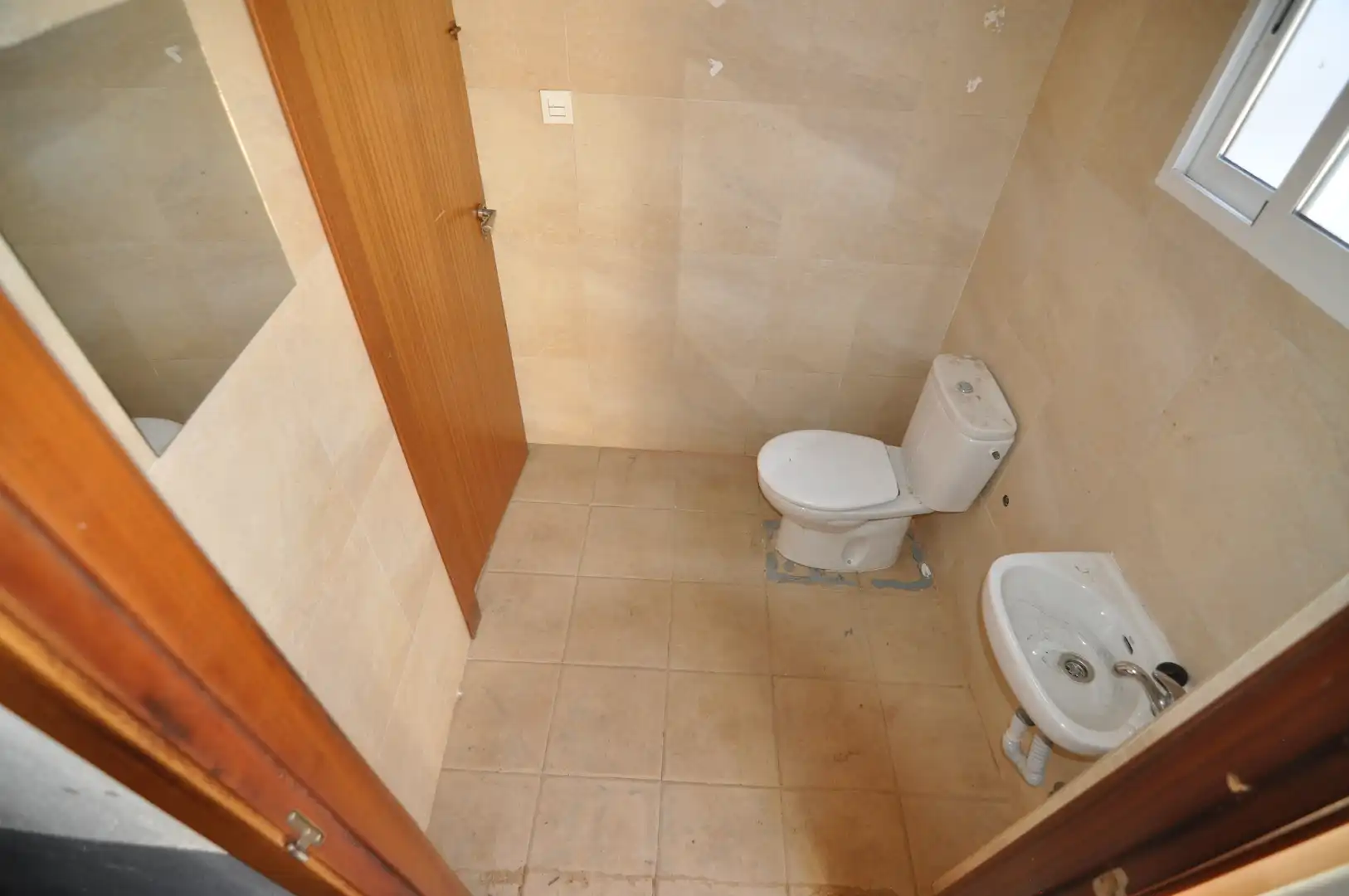 Bathroom of Commercial properties for rent in Valdefuentes  with Air Conditioner