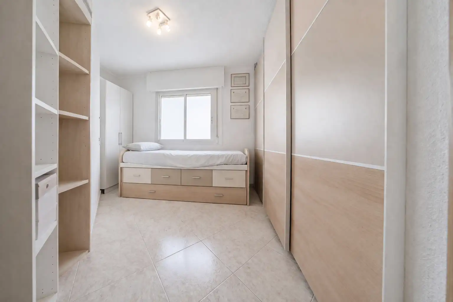 Habitación de Piso en venta en Roquetas de Mar con Aire acondicionado y Piscina comunitaria