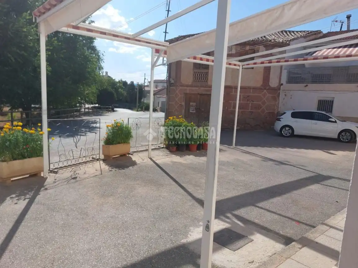 Parkplatz von Gebäude zum Verkauf in Gorafe