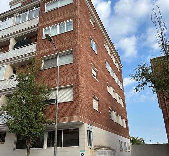 Vista exterior de Pis en venda en Reus