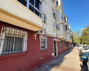 Exterior view of Flat for sale in  Sevilla Capital  with Air Conditioner and Heating