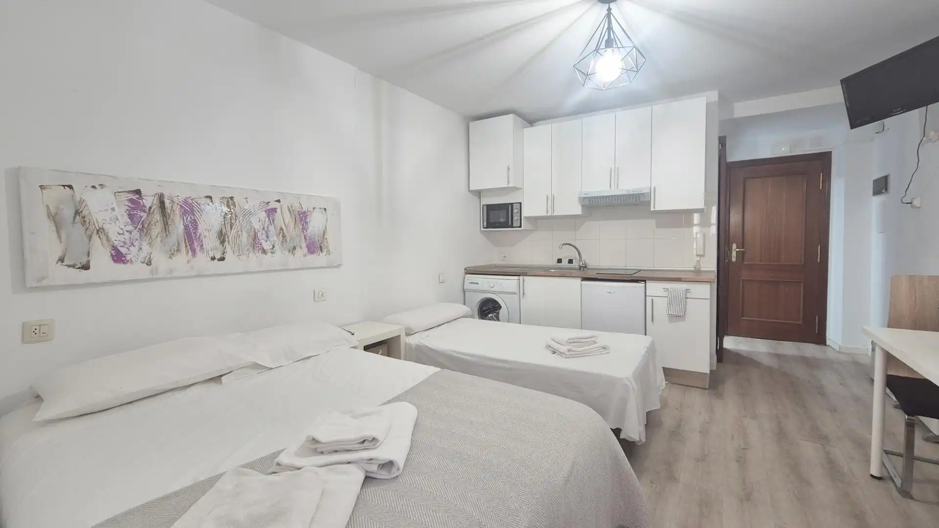 Habitación de Estudio de alquiler en Salamanca con Calefacción, Amueblado y Balcón