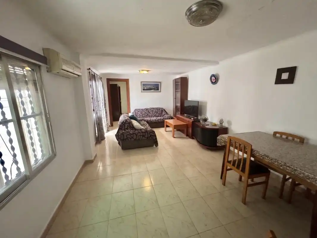 Sala d'estar de Edifici en venda en Alicante / Alacant
