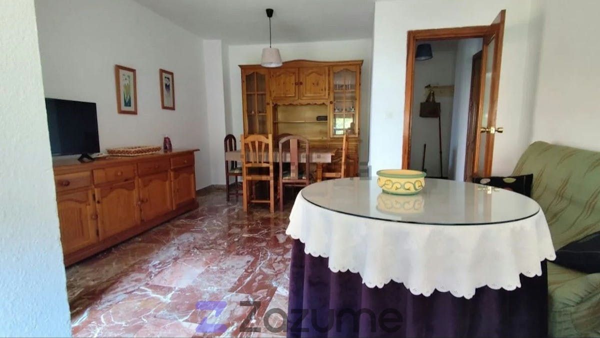 Menjador de Apartament de lloguer en  Jaén Capital amb Jardí privat, Terrassa i Moblat