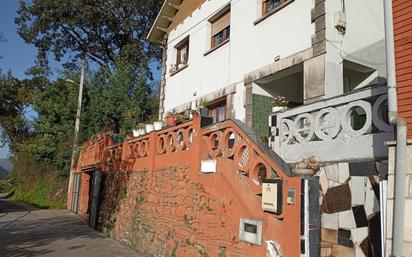Exterior view of House or chalet for sale in Mieres (Asturias)  with Heating, Terrace and Storage room