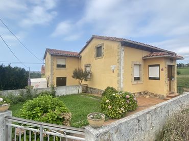 Casa amb jardí en venda a Polanco - Bº El Riego E3