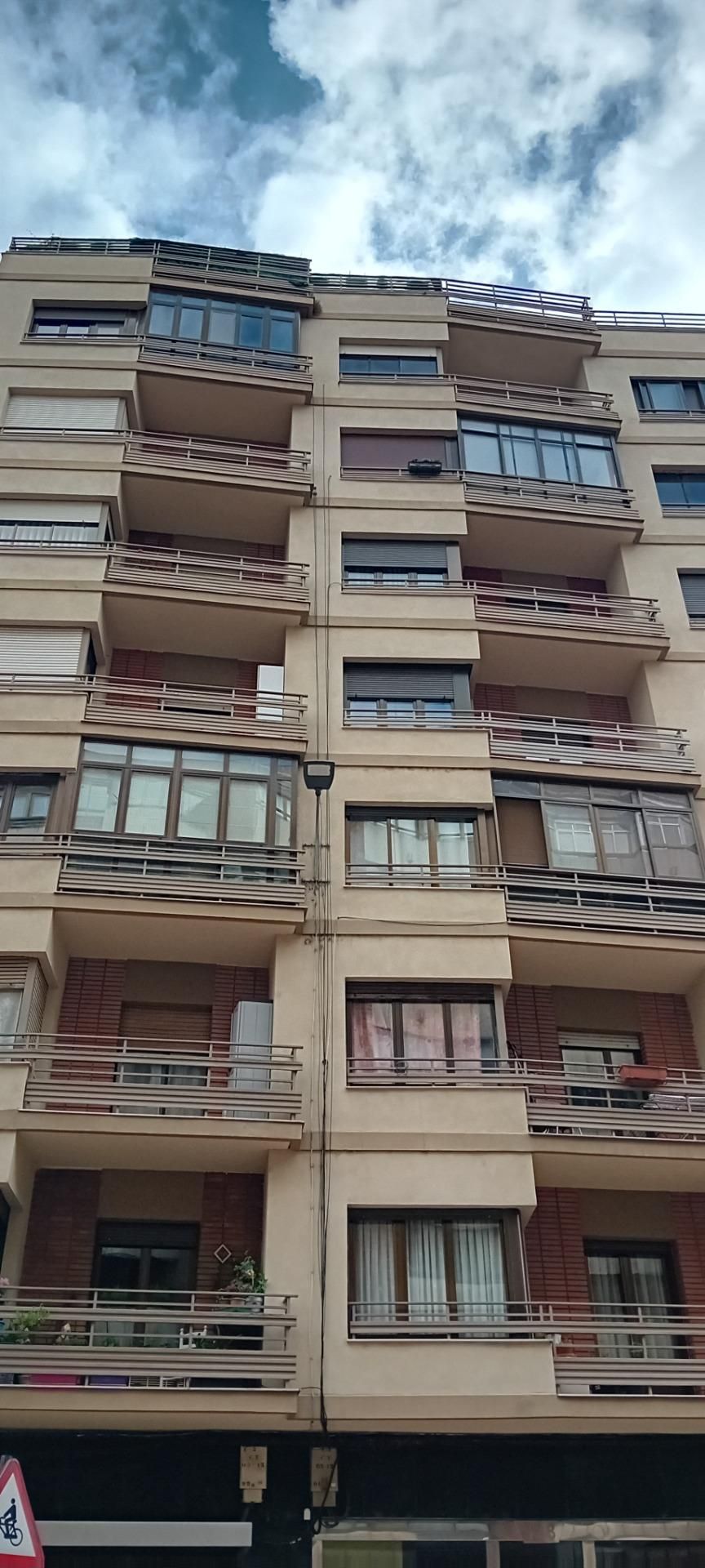 Exterior view of Flat for sale in León Capital   with Heating, Parquet flooring and Terrace