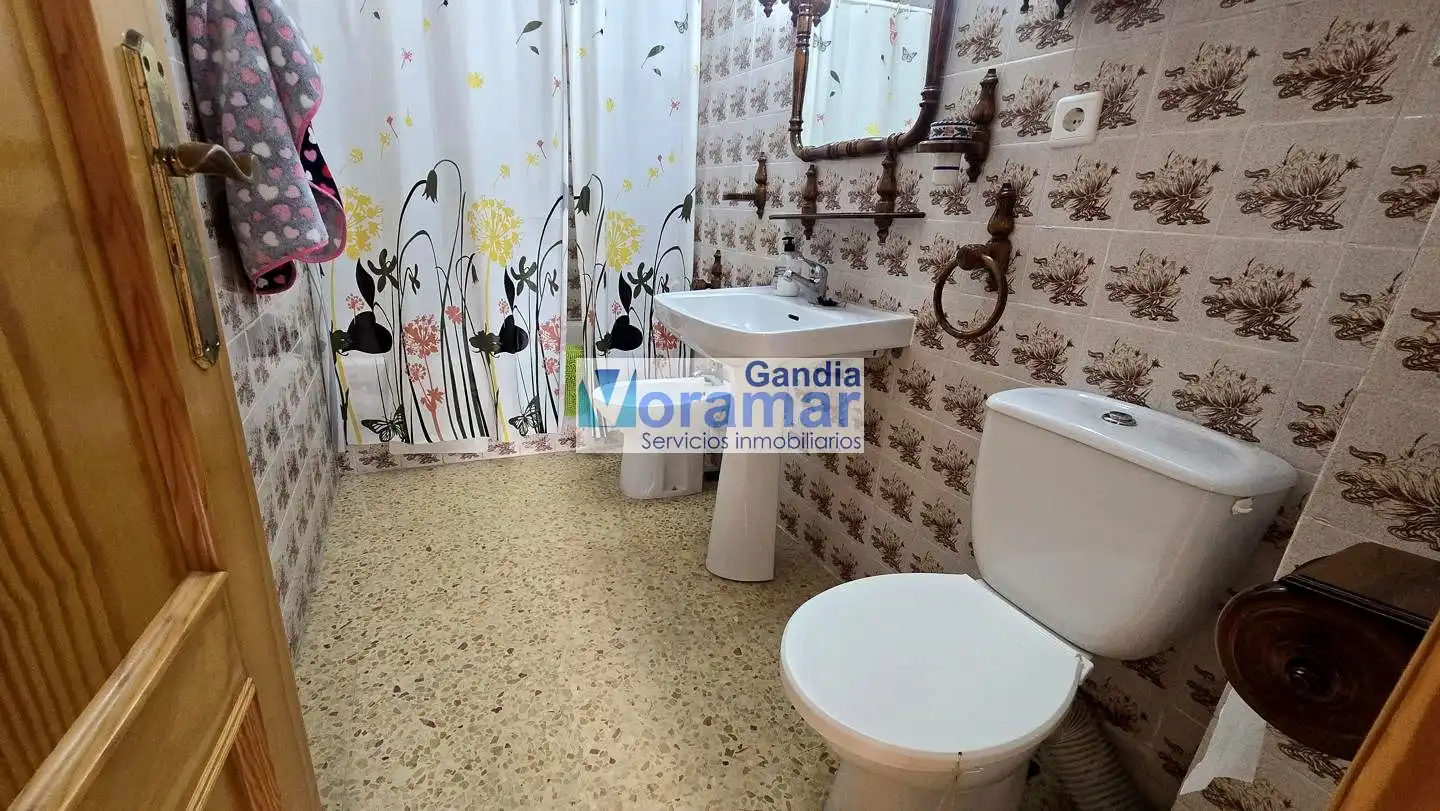 Badezimmer von Wohnungen zur Miete in Miramar mit Heizung, Terrasse und Möbliert