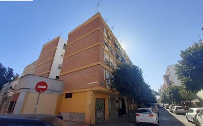 Exterior view of Flat for sale in  Sevilla Capital