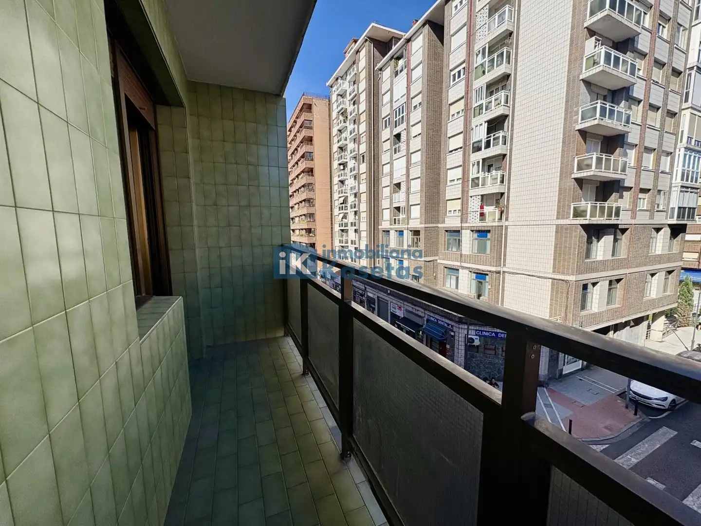 Flat with lift for sale in Centro - Ariz - Uribarri, imagen 3