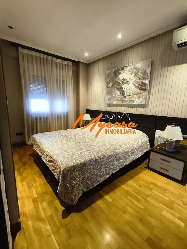 Schlafzimmer von Wohnung zur Miete in Villaviciosa de Odón mit Klimaanlage, Heizung und Terrasse