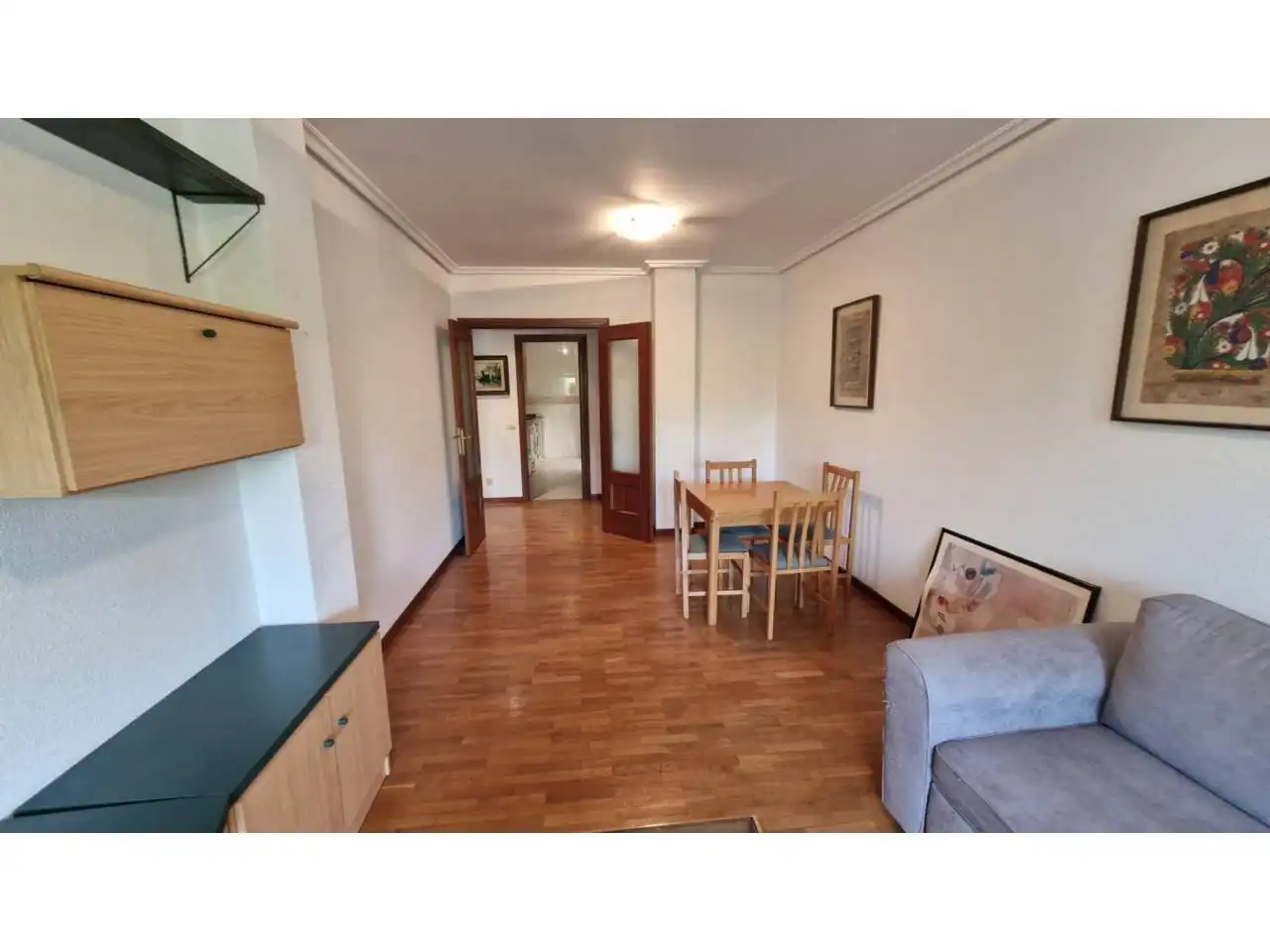 Sala d'estar de Pis en venda en  Logroño amb Calefacció, Parquet i Terrassa