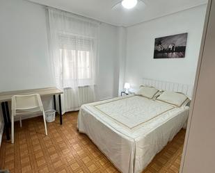 Bedroom of Flat to share in Leganés