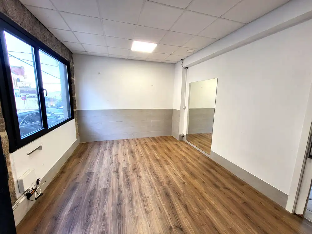 Local comercial en alquiler en Rúa de Roade 68, imagen 11