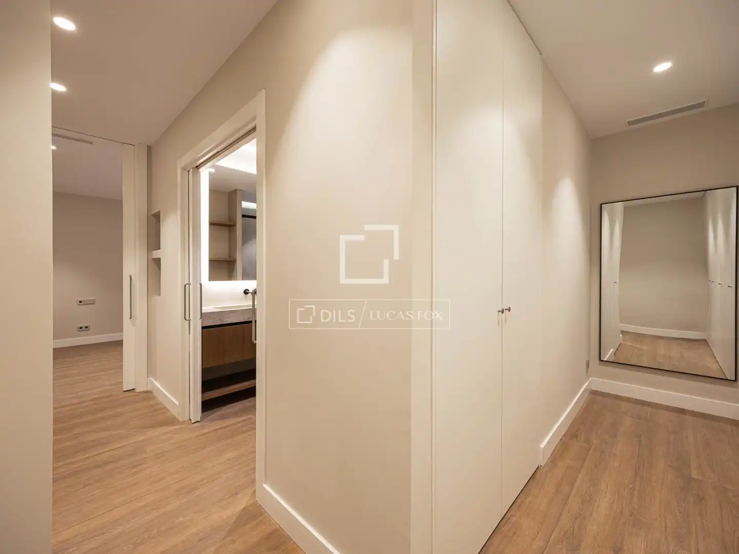 Piso en venta en Barcelona con Aire acondicionado, Parquet y Balcón