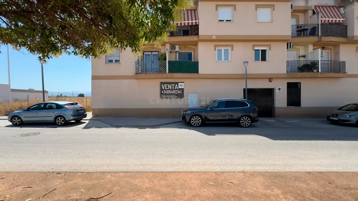 Local comercial en venda a Calle Mar de Alborán, 1, 18230 Atarfe, Granada, Spain 1