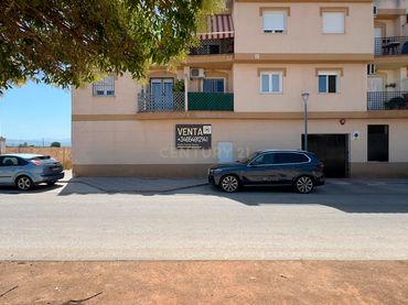 Locale commerciale in vendita a Calle Mar de Alborán, 1, 18230 Atarfe, Granada, Spain 1