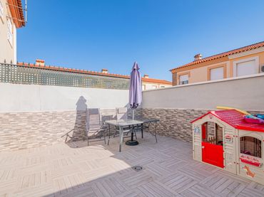 Adosado en venta en Híjar