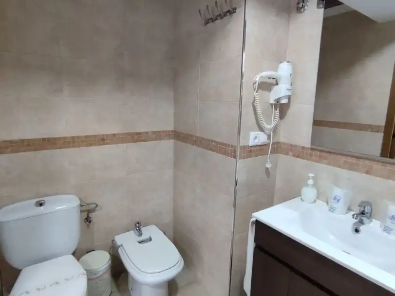 Bathroom of Houses for sale in Cazorla  with Air Conditioner, Terrace and Balcony