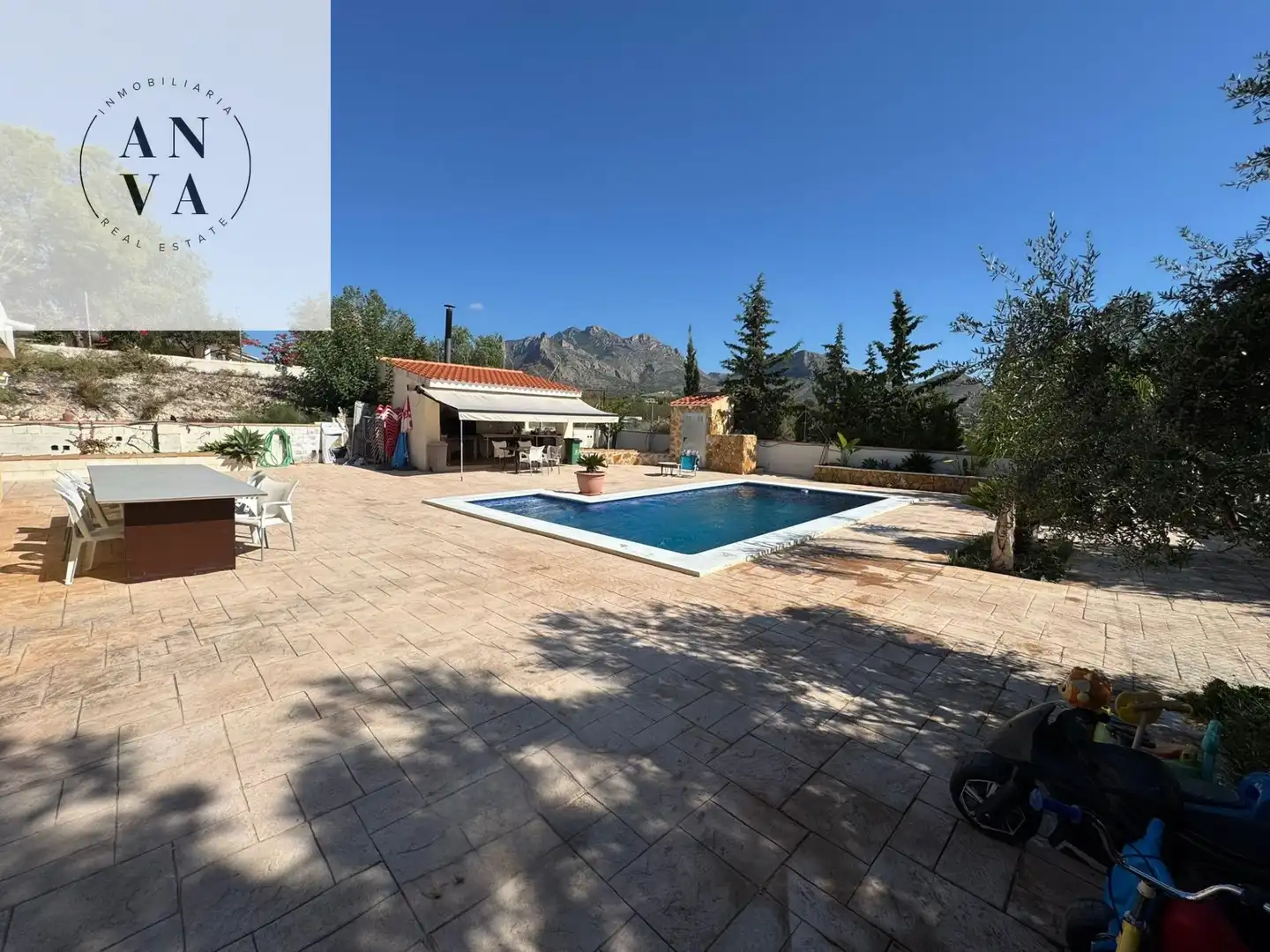 Vista exterior de Casa o chalet en venta en Busot con Aire acondicionado, Jardín privado y Terraza