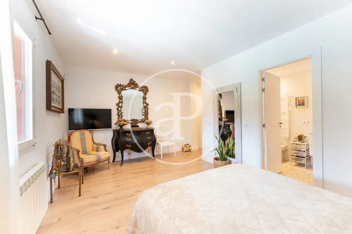 Bedroom of Detached homes for sale in Calvià  with Air Conditioner, Heating and Private garden