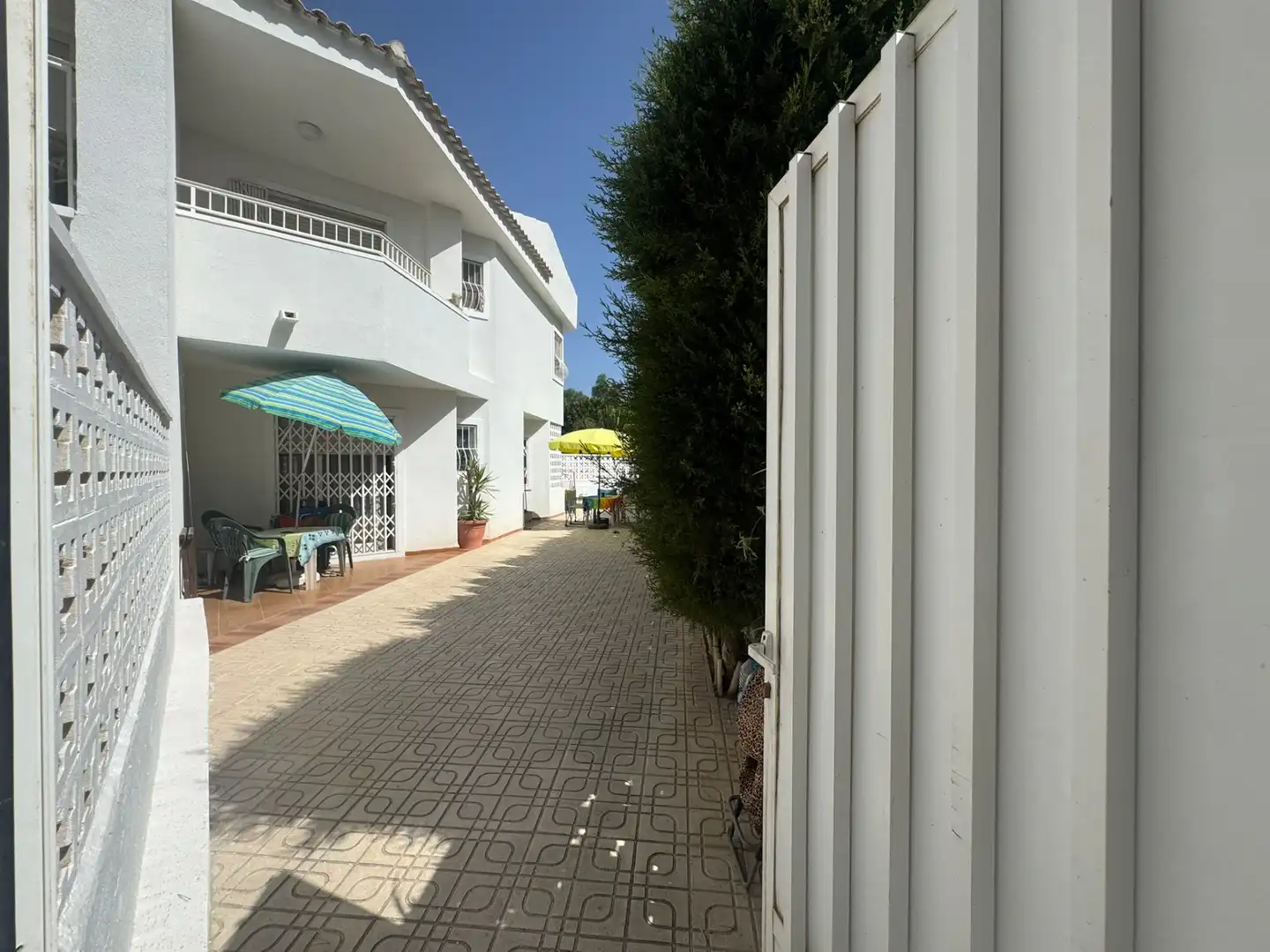 Casa a schiera con terrazza in vendita a Carrer de Juan de la Cierva 30, imagen 3