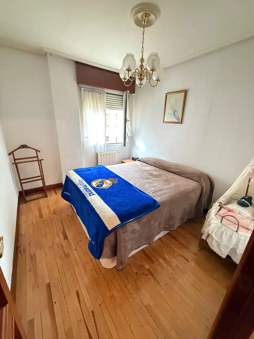 Habitación de Piso en venta en Barakaldo  con Calefacción, Trastero y Amueblado