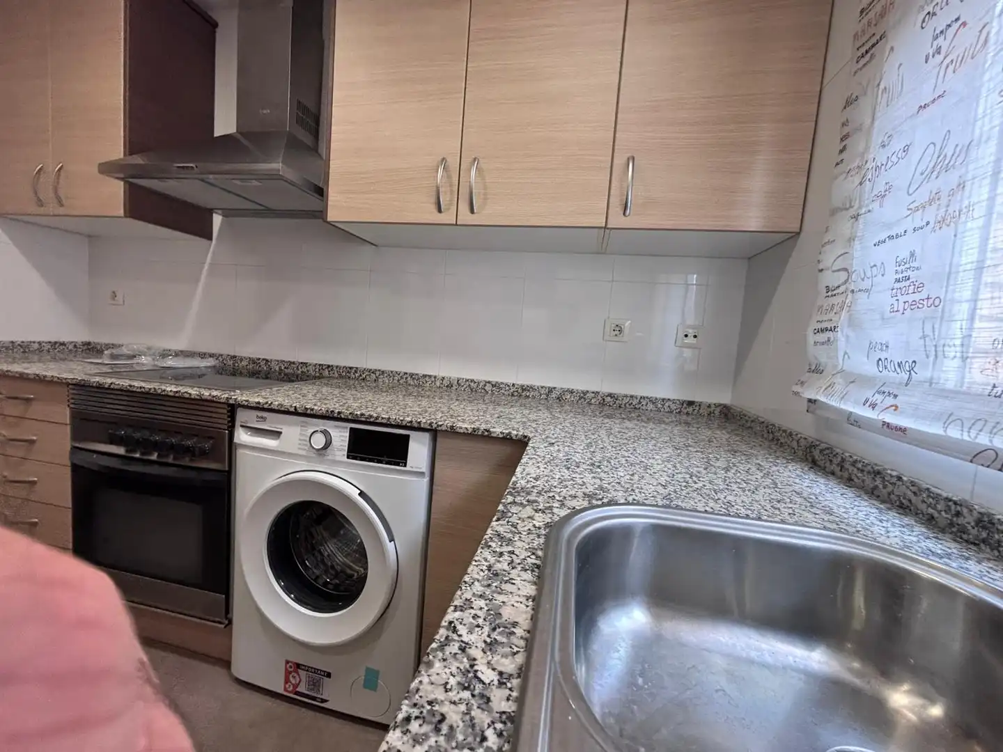 Kitchen of Flat for rent in Burjassot  with Air Conditioner and Furnished