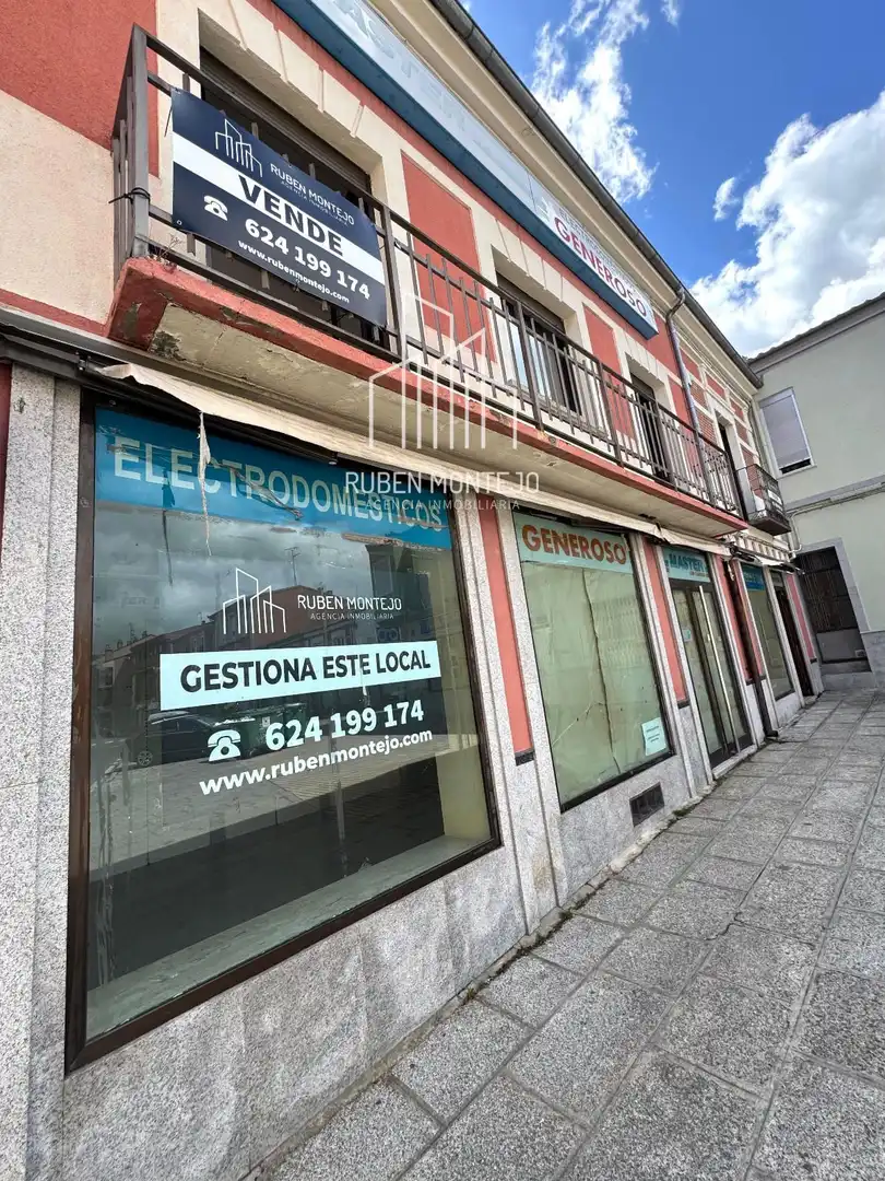 Local en venda en Peñaranda de Bracamonte amb Terrassa