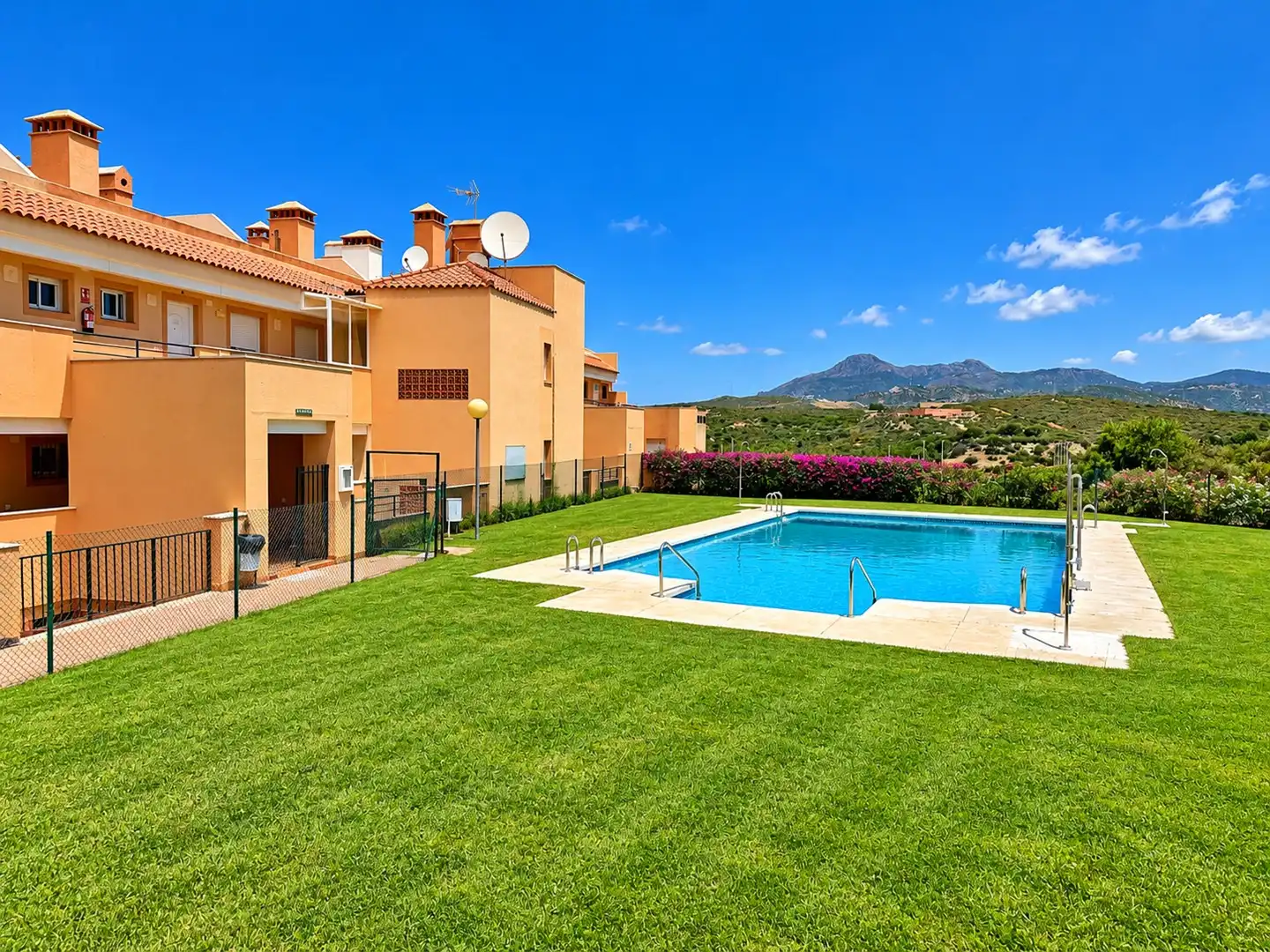 Àtic amb piscina en venda a Doña Julia Golf, imagen 24