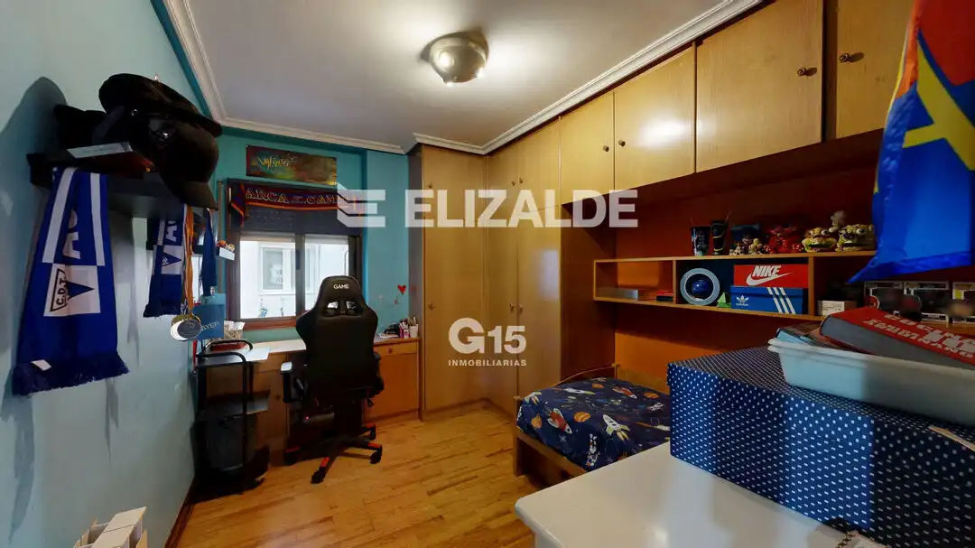 Habitación de Piso en venta en Donostia - San Sebastián  con Calefacción, Trastero y Balcón
