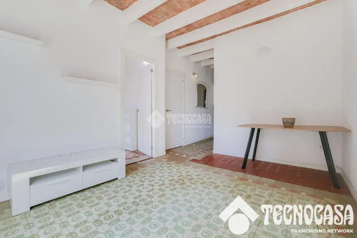 Habitación de Piso en venta en Barcelona con Balcón