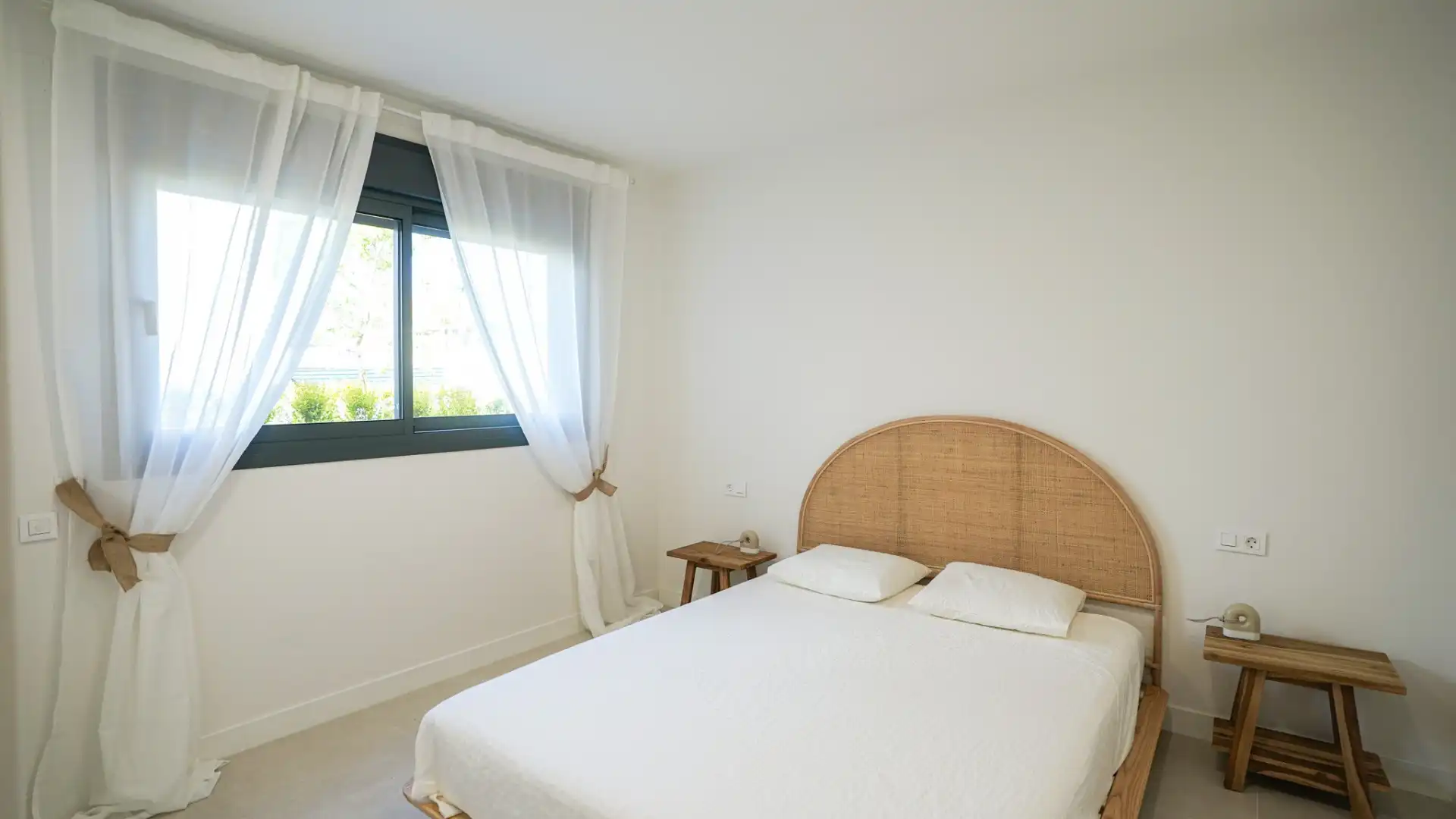 Ground floor for rent in La Concha - Resina Golf