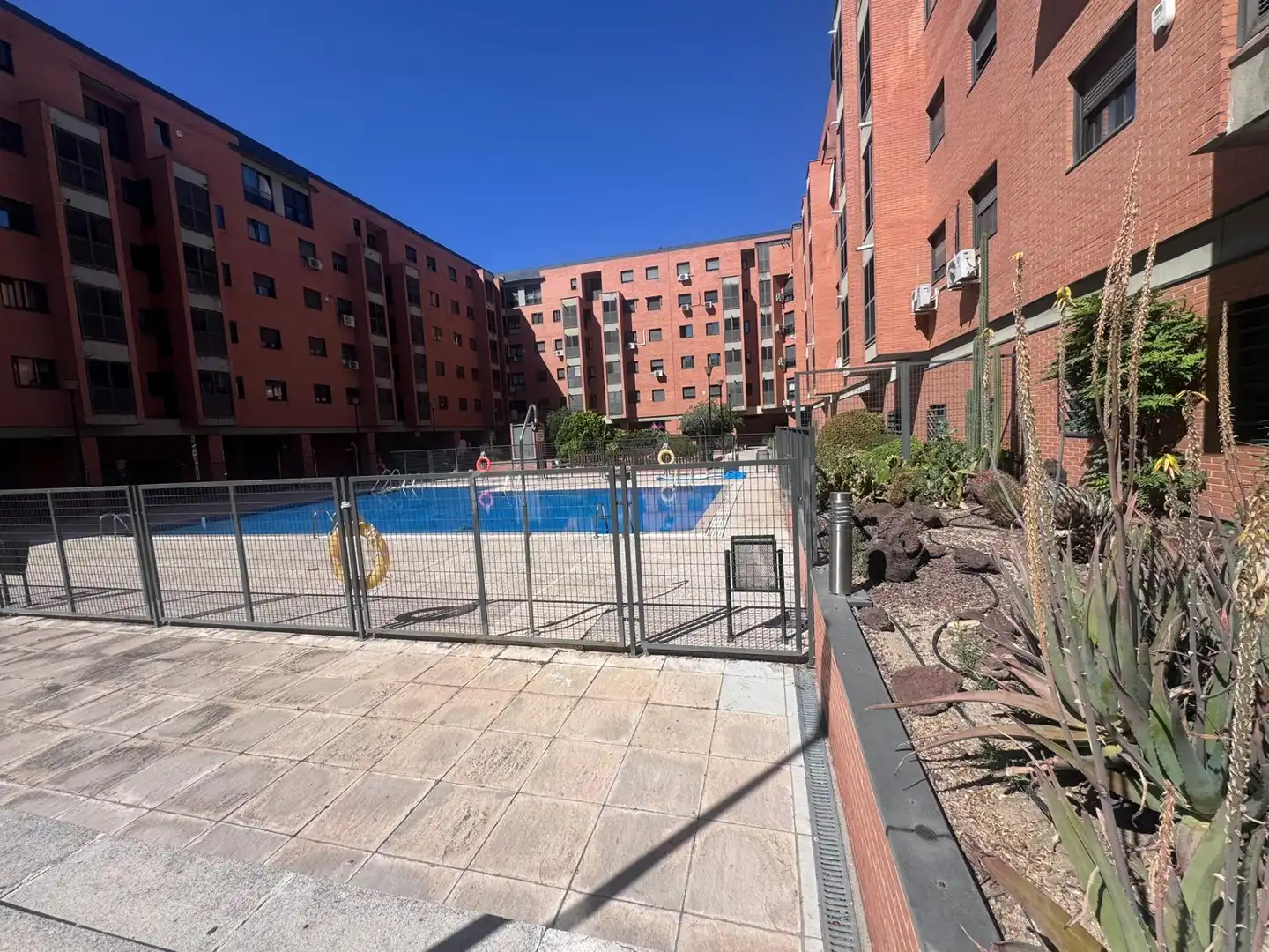 Piscina de Piso en venta en Madrid con Aire acondicionado, Calefacción y Parquet