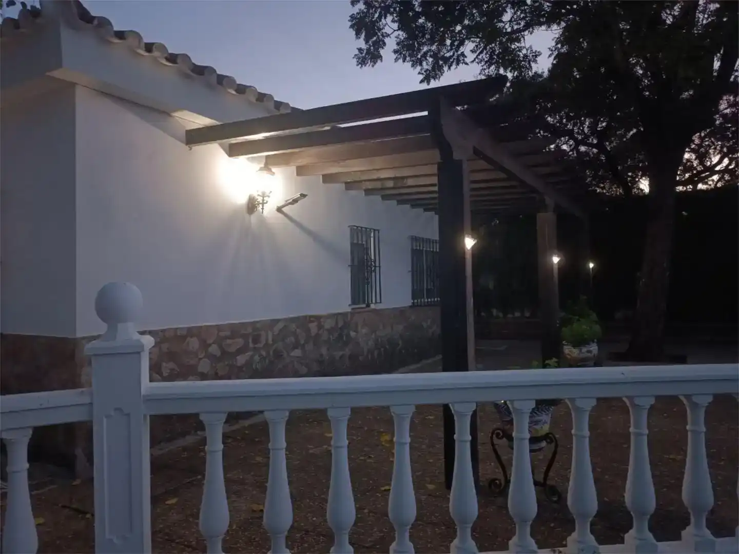 Vista exterior de Pis en venda en Castilblanco de los Arroyos amb Aire condicionat, Jardí privat i Piscina