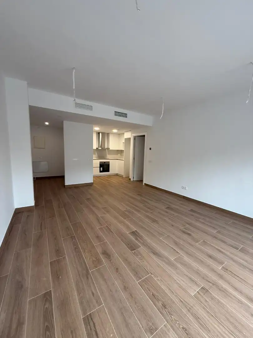 Flat with terrace to rent in Carrer del Torrent de Ca l'Ignasi 5P, imagen 2
