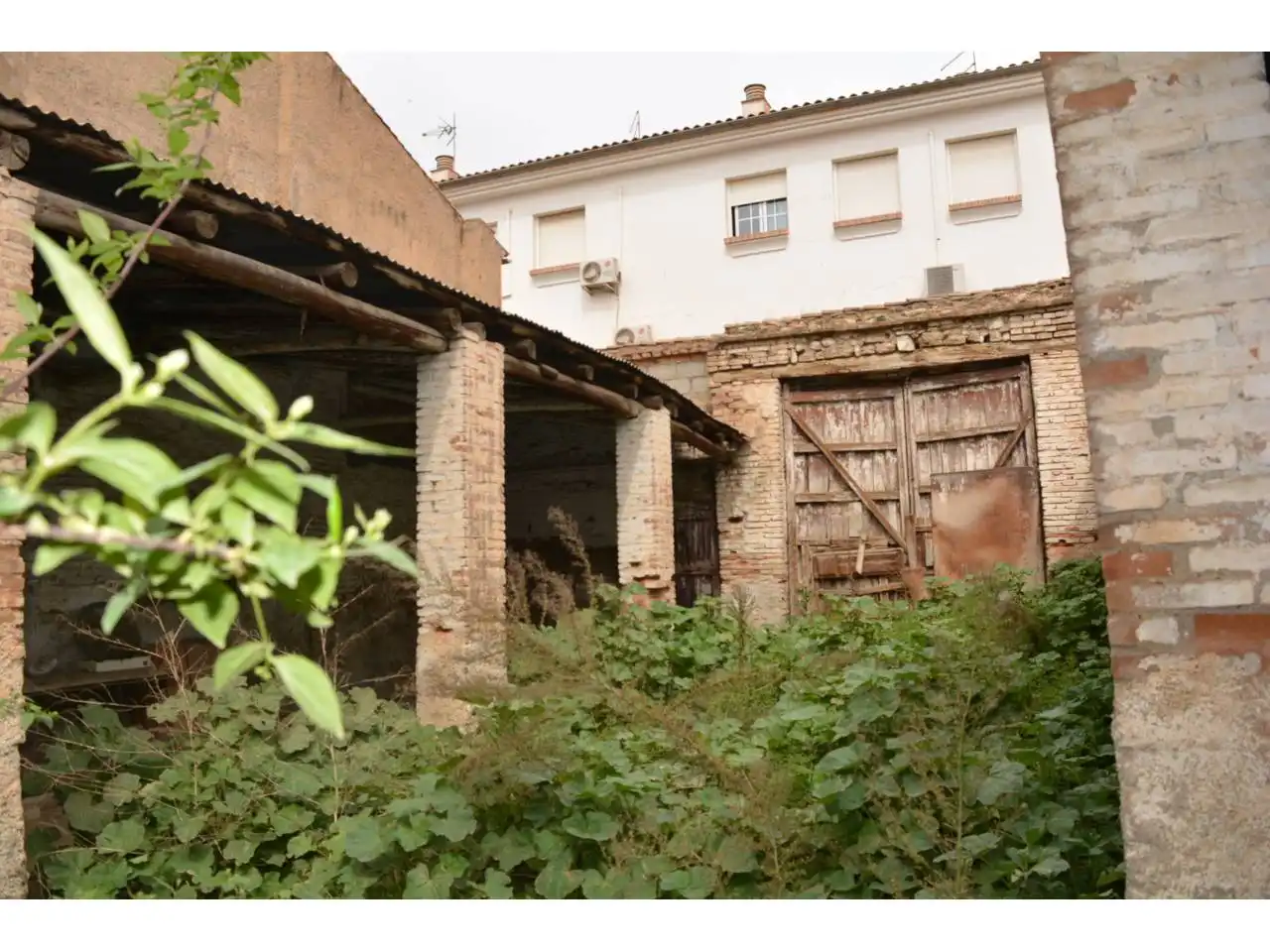 Terreny rústic en venda a Calle Ronda de Sevilla 21