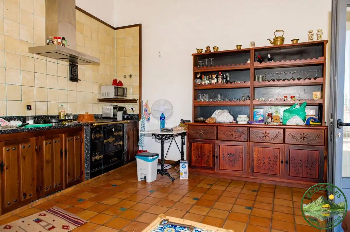 Cuina de Casa o xalet en venda en Quintana del Castillo amb Calefacció, Jardí privat i Terrassa