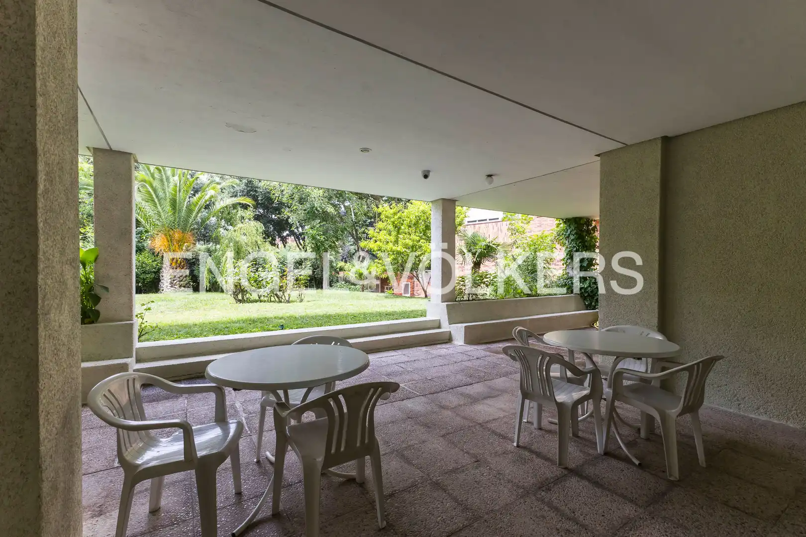 Terrassa de Àtic en venda en Madrid amb Aire condicionat, Calefacció i Jardí privat