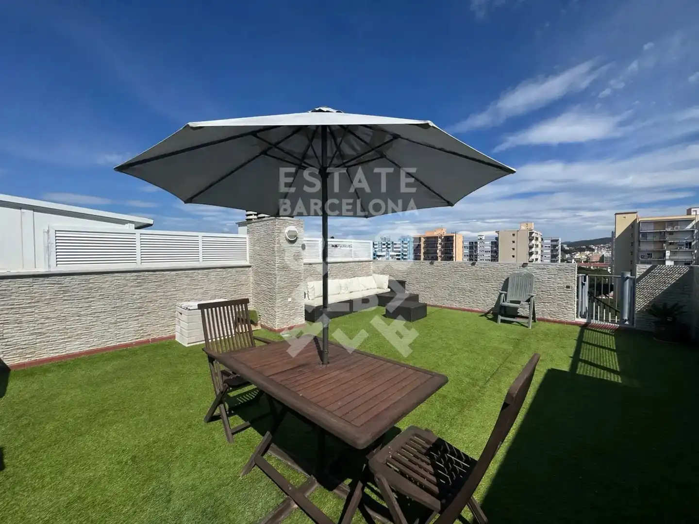 Terrasse von Dachboden zum Verkauf in Blanes mit Klimaanlage, Terrasse und Gemeinschaftspool