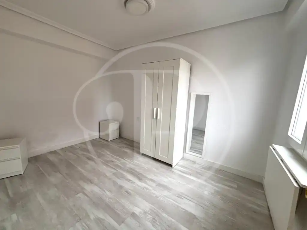 Flat for sale in Calle Pintor Cabrera, imagen 3