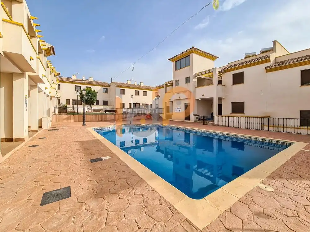 Vista exterior de Piso en venta en Chirivel con Piscina comunitaria