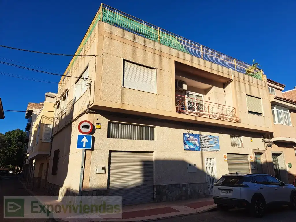 Vista exterior de Casa o xalet en venda en Murcia