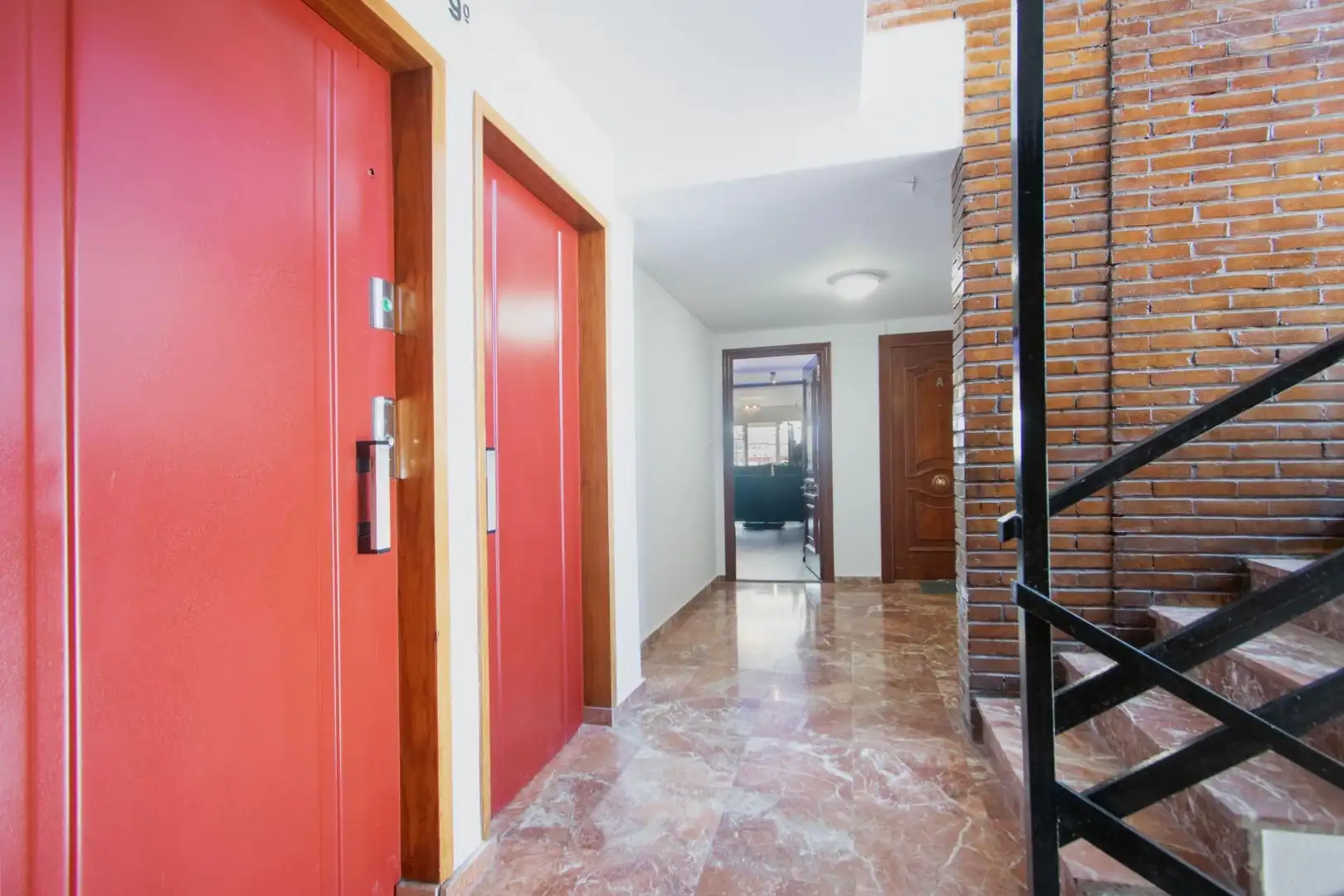Flat for sale in Sevilla  with Air Conditioner and Terrace