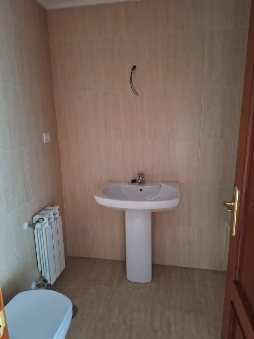 Badezimmer von Wohnung zur Miete in Santander