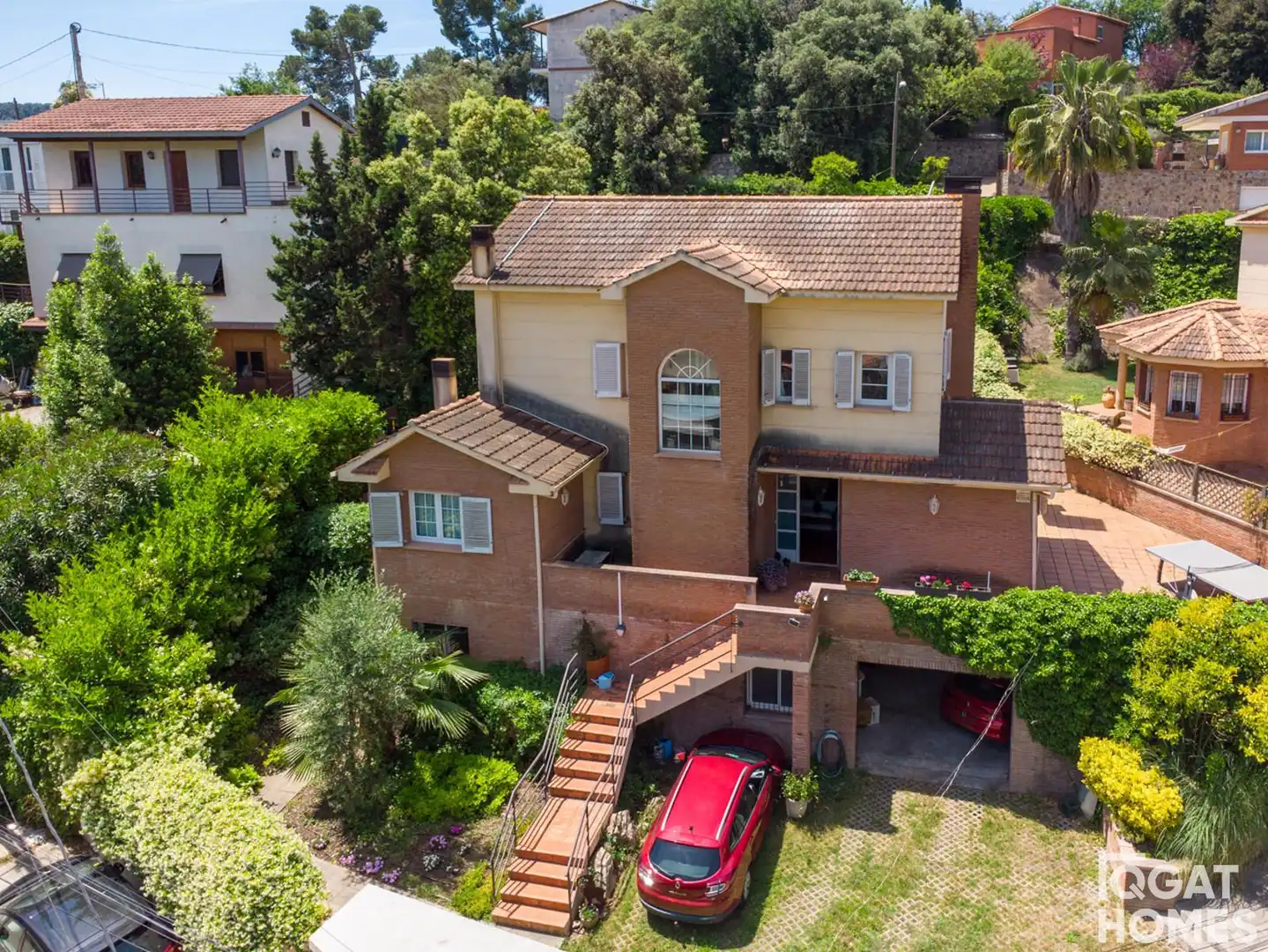Exterior view of Houses for sale in Sant Cugat del Vallès  with Heating, Terrace and Storage room
