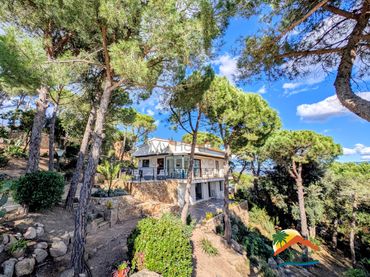 Casa con piscina in vendita a Serra Brava